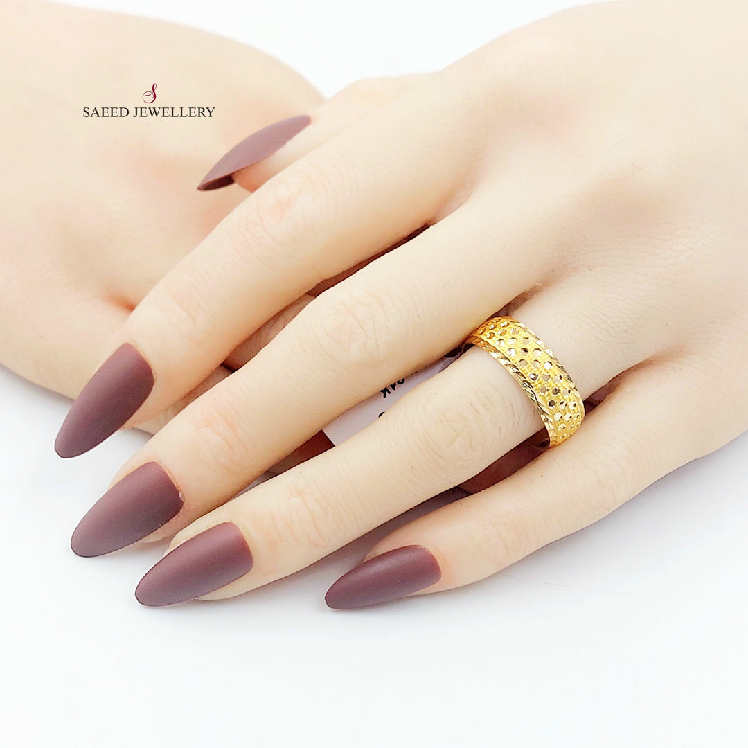 Rounded CNC Wedding Ring Made of 21K Gold by Saeed Jewelry 