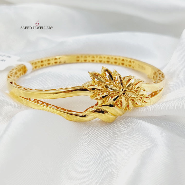 21K Gold Deluxe Leaf Bangle Bracelet by Saeed Jewelry - Image 3