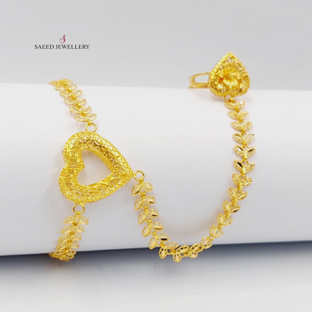 21K Gold Deluxe Heart Hand Bracelet by Saeed Jewelry - Image 3
