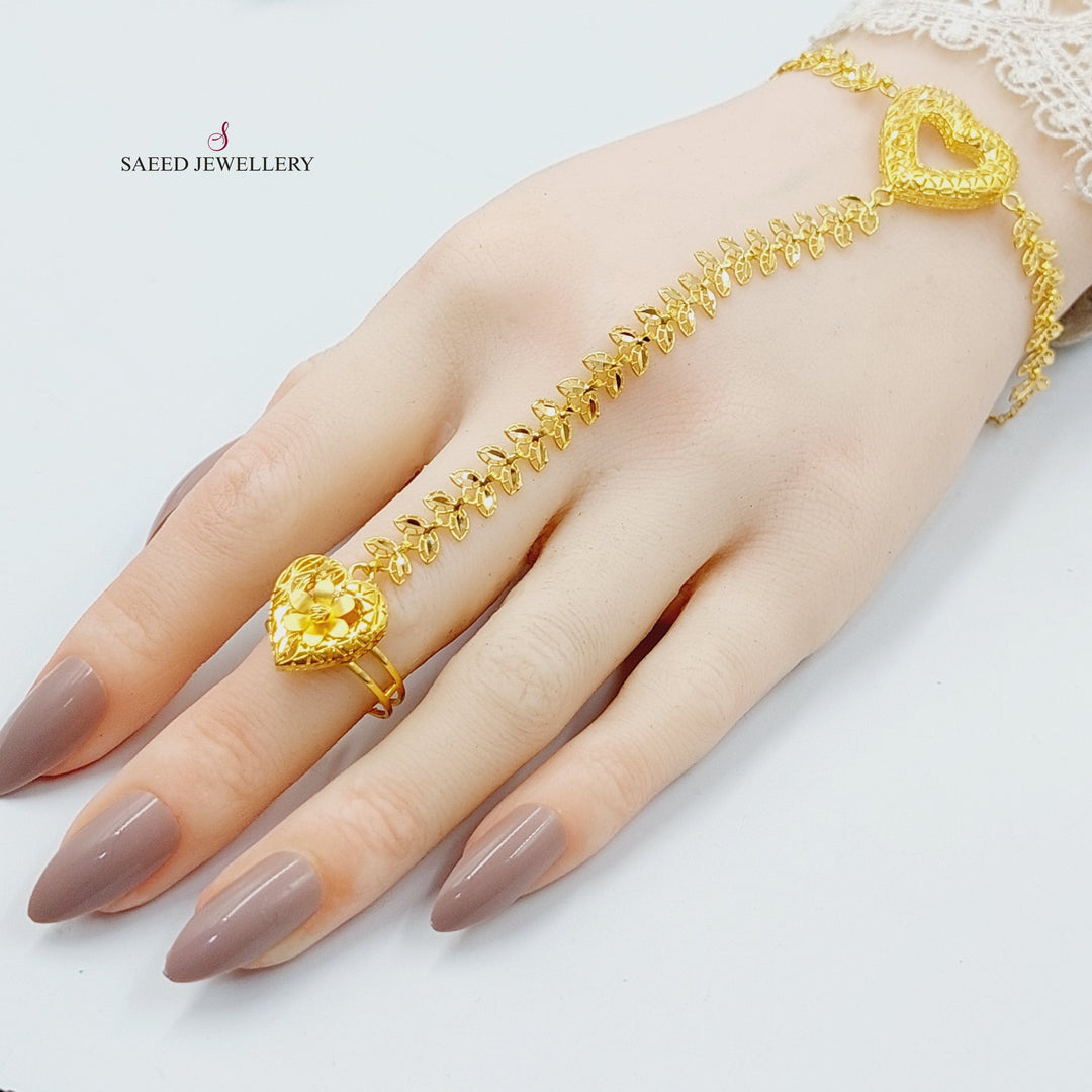 21K Gold Deluxe Heart Hand Bracelet by Saeed Jewelry - Image 4