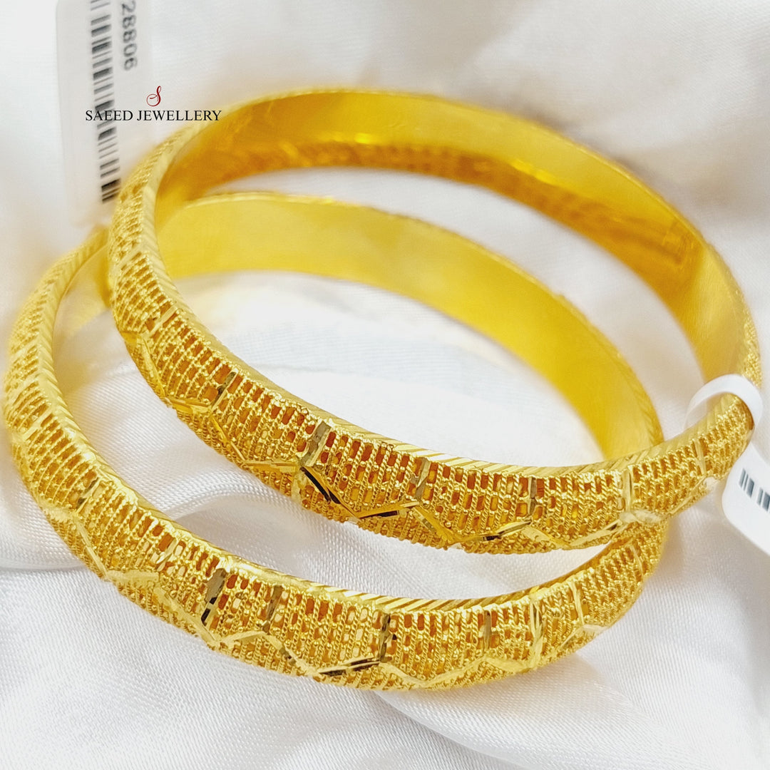 21K Gold Engraved Emirati Bangle by Saeed Jewelry - Image 6