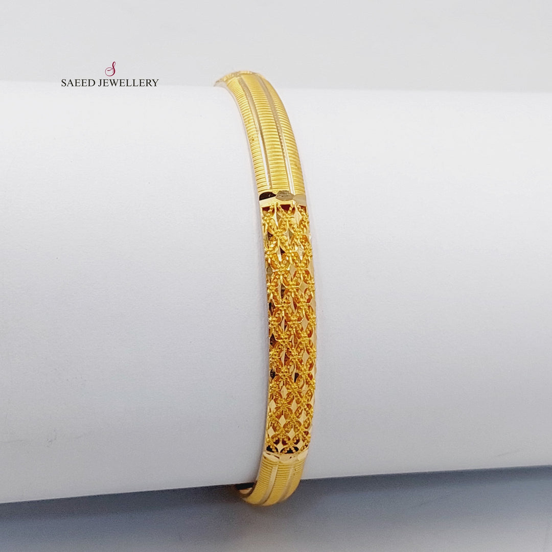 21K Gold Kuwaiti Bangle by Saeed Jewelry - Image 9