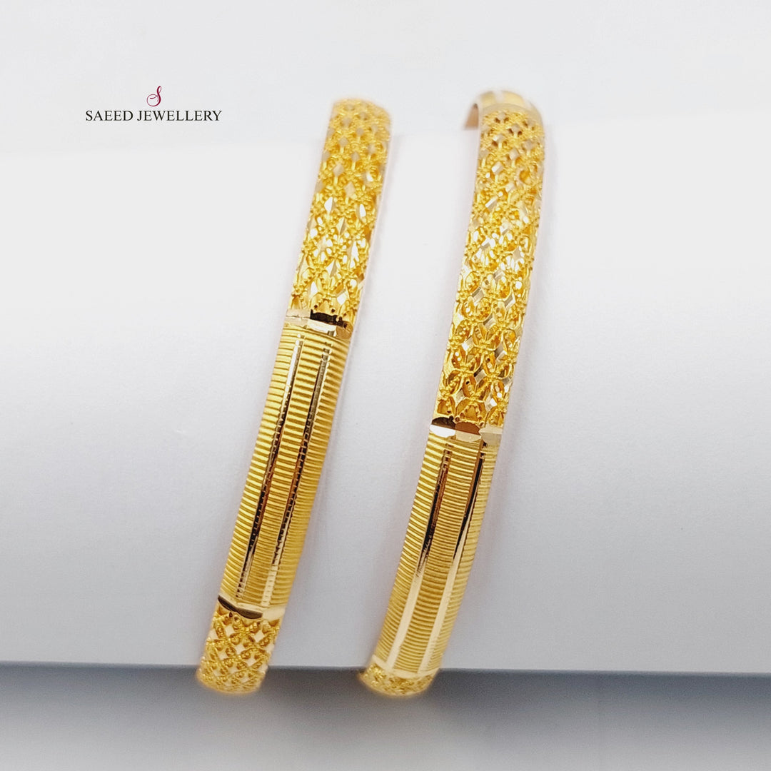 21K Gold Kuwaiti Bangle by Saeed Jewelry - Image 6