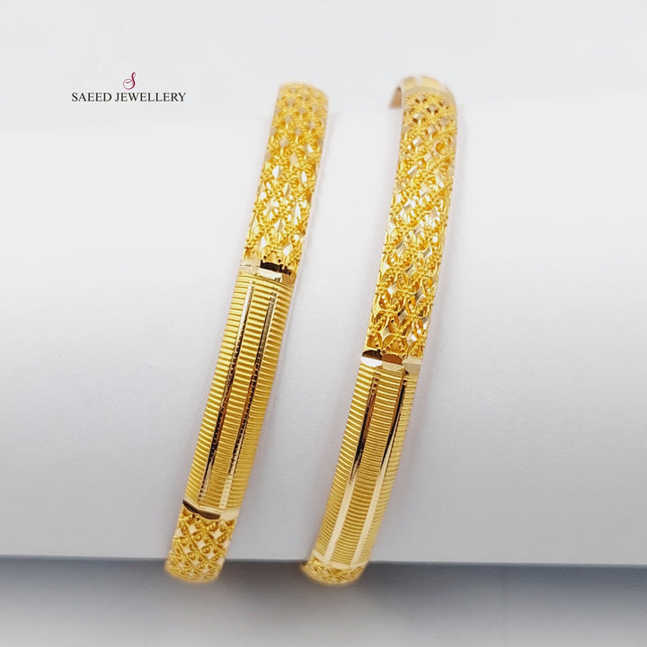 21K Gold Kuwaiti Bangle by Saeed Jewelry - Image 6