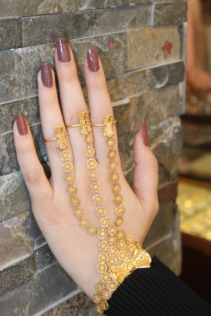 21K Gold Kuwaiti Hand Bracelet by Saeed Jewelry - Image 3