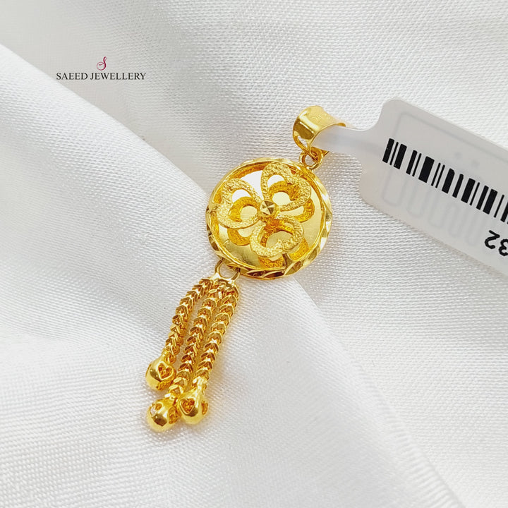 21K Gold Light Kuwaiti Pendant by Saeed Jewelry - Image 4