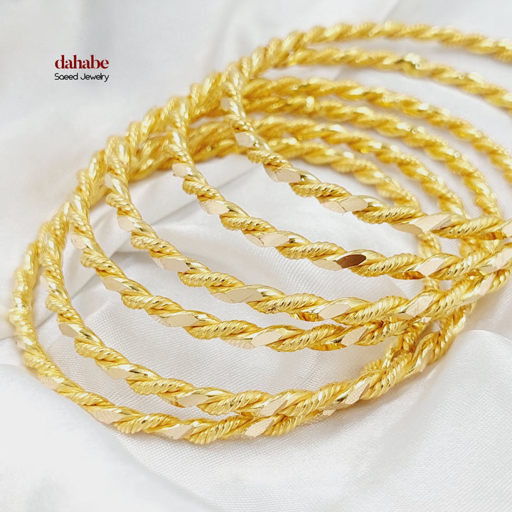 21K Gold Twisted Bangle