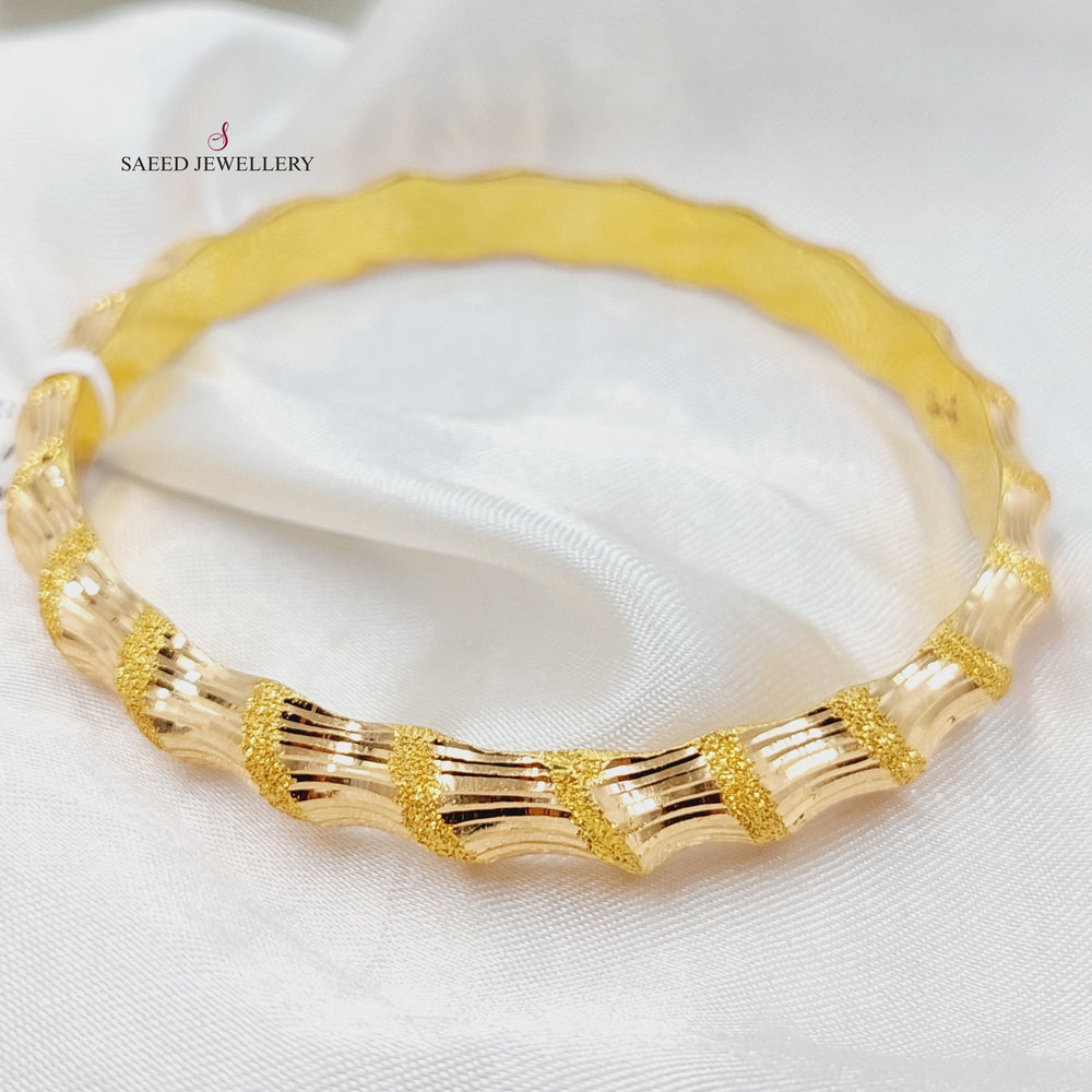 21K Gold Waves Bangle by Saeed Jewelry - Image 2