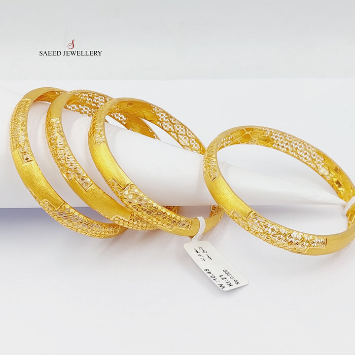 21K Gold Engraved Kuwaiti Bangle by Saeed Jewelry - Image 8