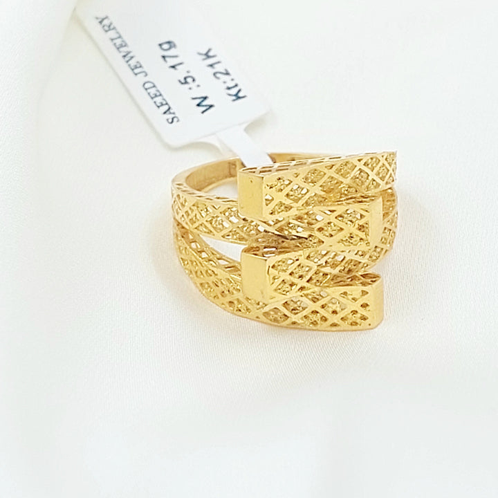 Two Ranges Pyramid Ring