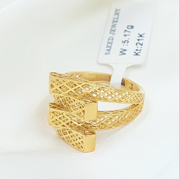 Two Ranges Pyramid Ring