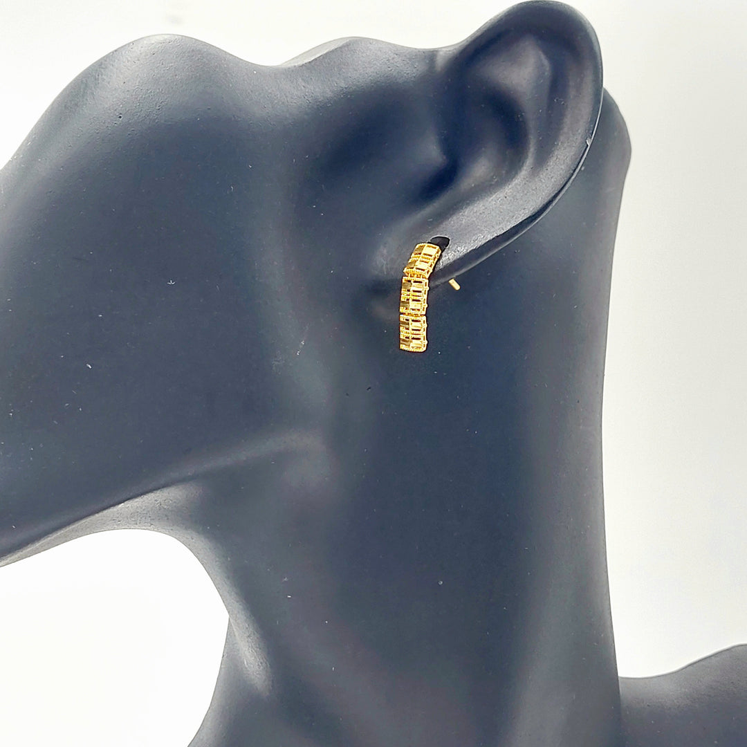 21K Gold Textured Bar Stud Earrings