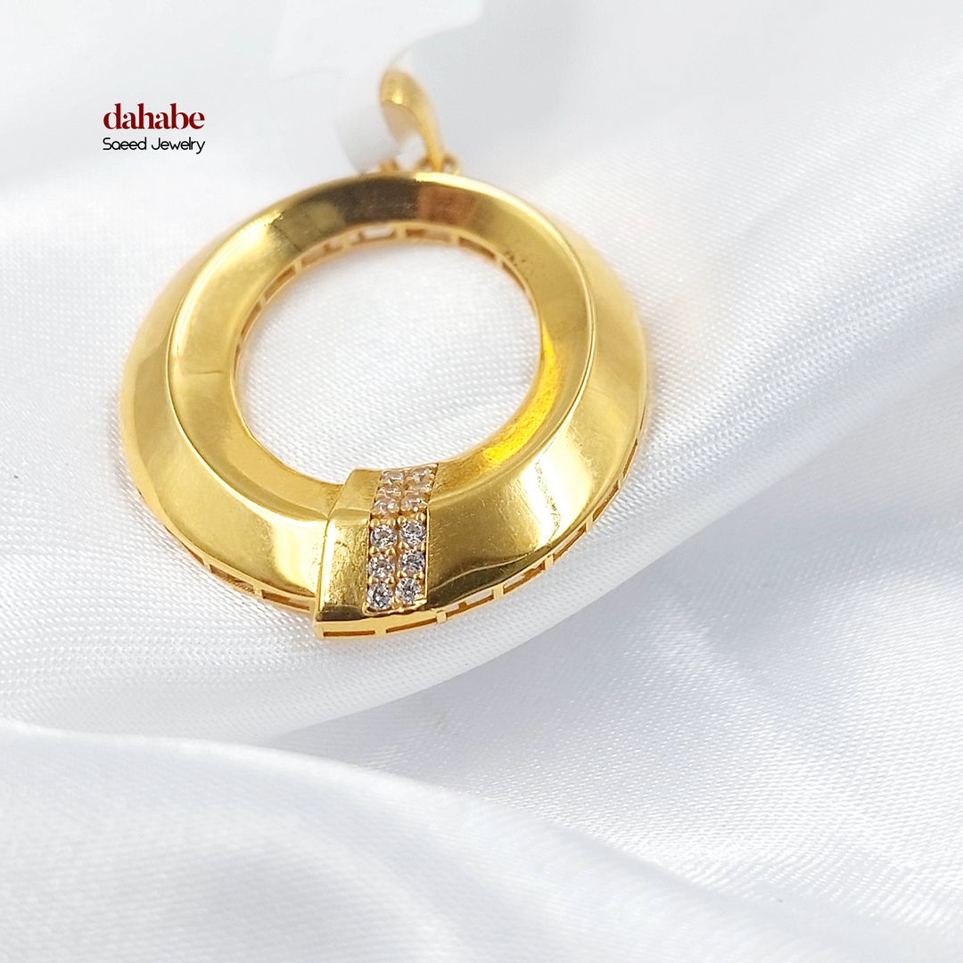 21K Gold Round Zircon Pendant