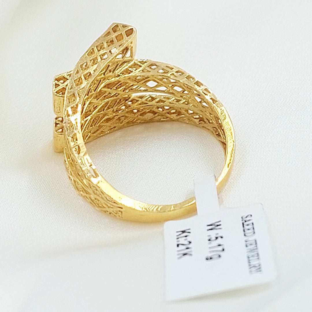 Two Ranges Pyramid Ring
