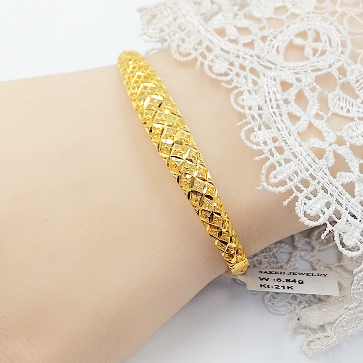 Engraved Bangle Bracelet Made of 21K Gold by Saeed Jewelry 